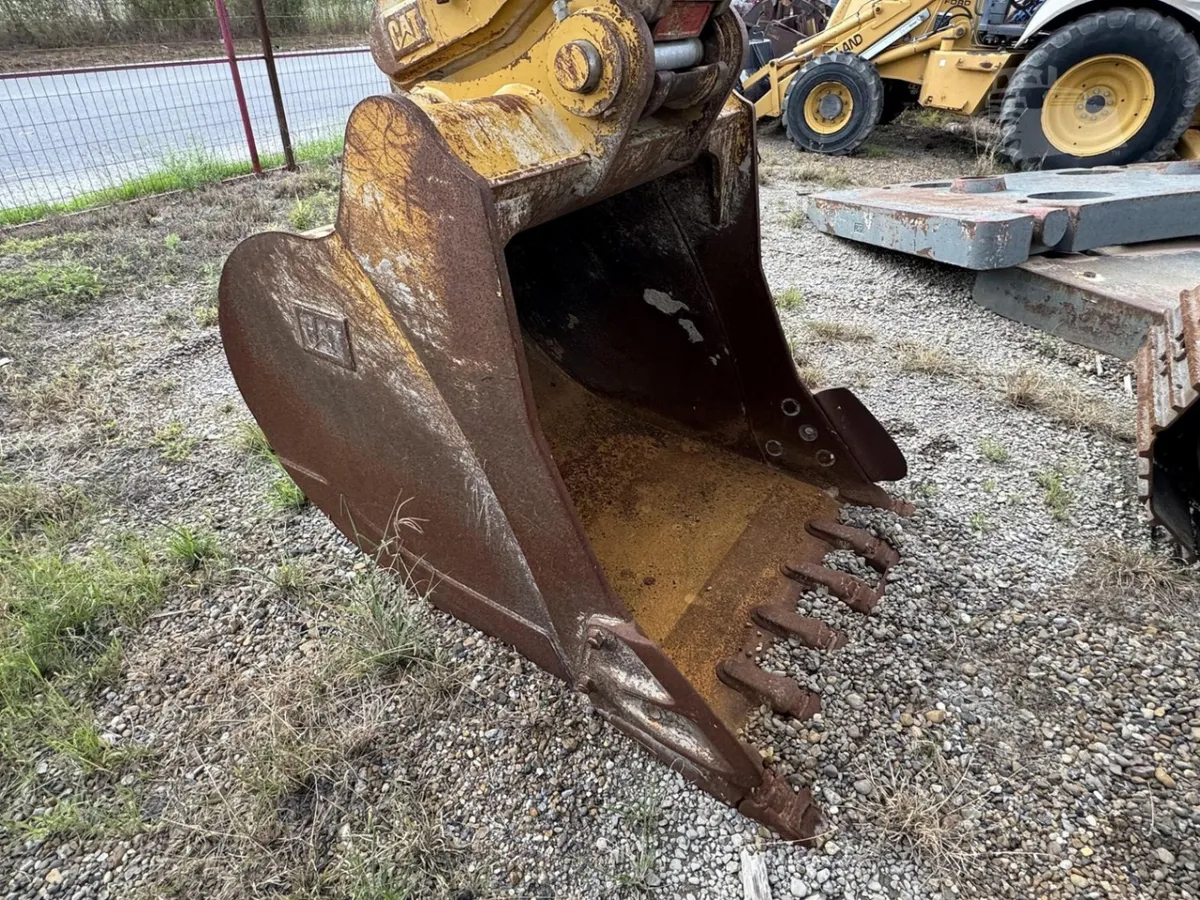 2019 Caterpillar 320 Excavators for sale in Hidalgo, TX - listing photo 9 of 10