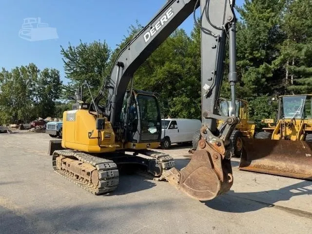 2018 John Deere 135G Excavators for sale in Frankfort, IL - listing photo 6 of 8