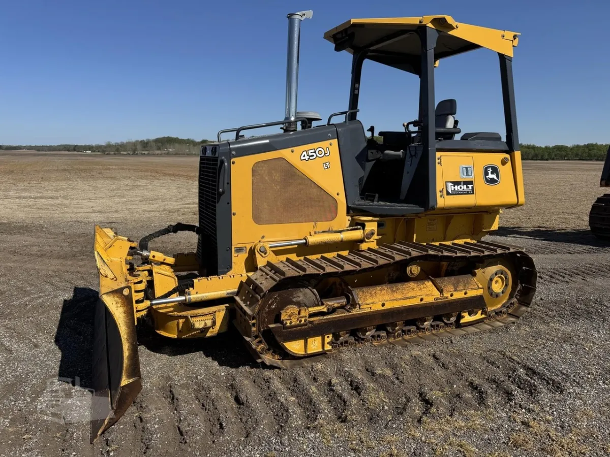 2005 John Deere 450J LT Dozers for sale in Allegan, MI - listing photo 2 of 10