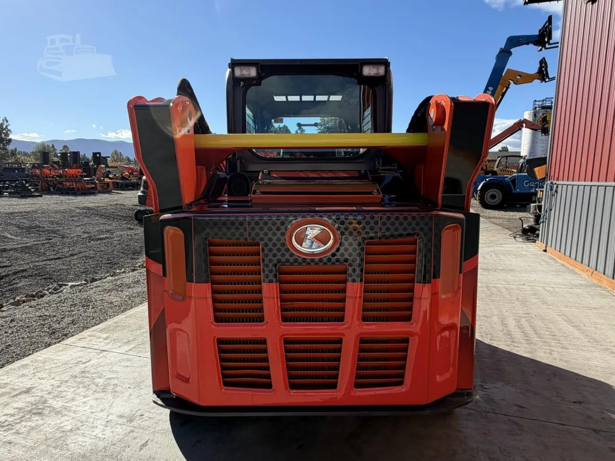 2022 Kubota SVL75-2 Track Loaders for sale in Cle Elum, WA - listing photo 7 of 10
