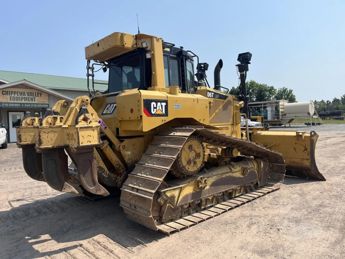 2015 Caterpillar D6T LGP Dozers for sale in Holcombe, WI - listing photo 3 of 10