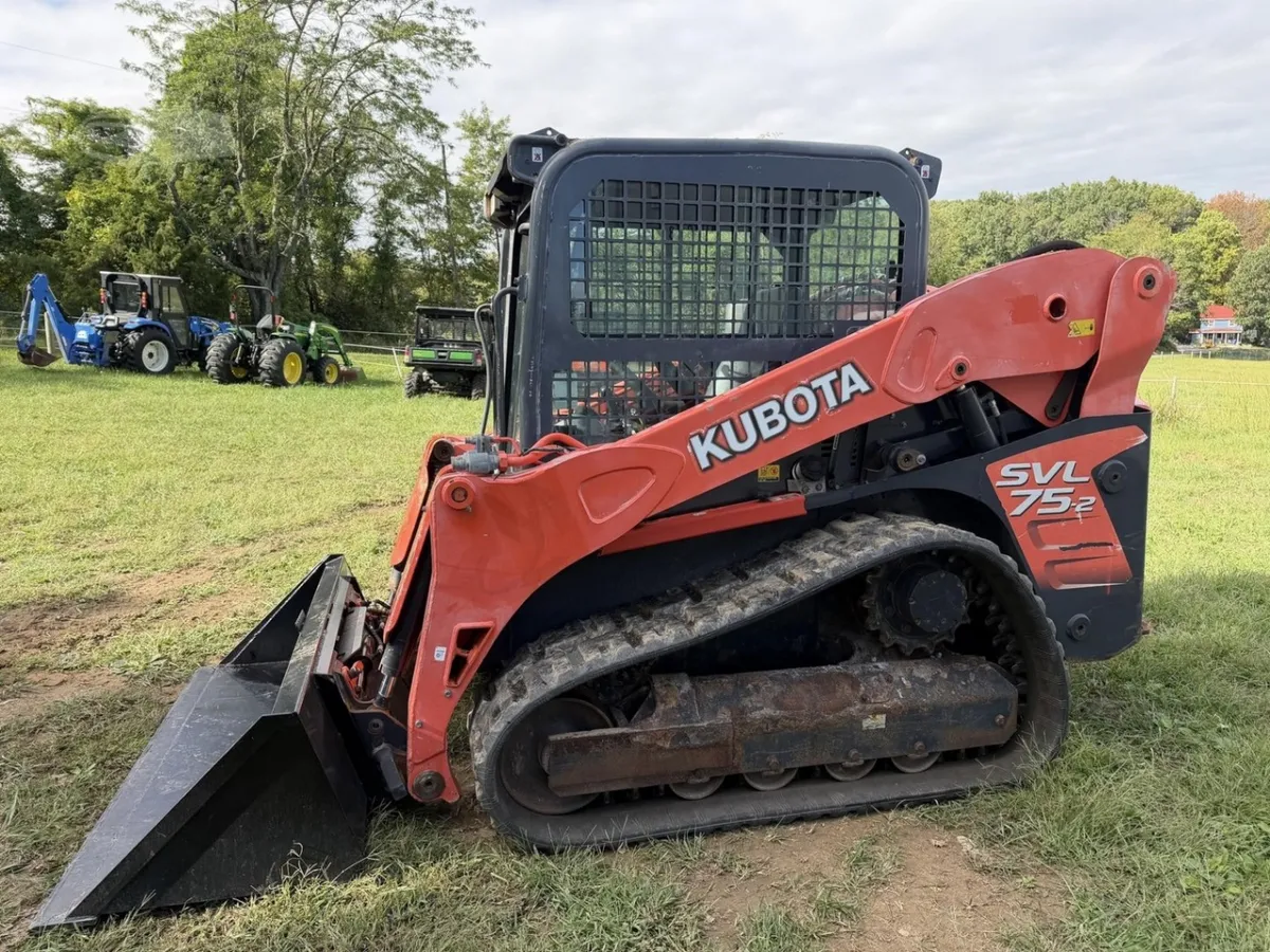 2017 Kubota SVL75-2 Track Loaders for sale in Boonsboro, MD - listing photo 5 of 10