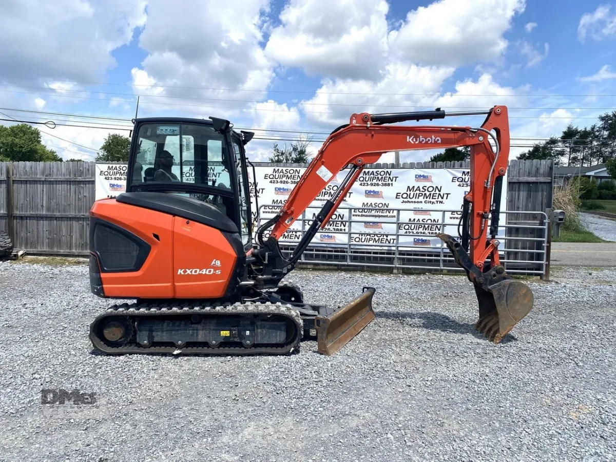 2025 Kubota KX040-5 Excavators for sale in Johnson City, TN - listing photo 2 of 10
