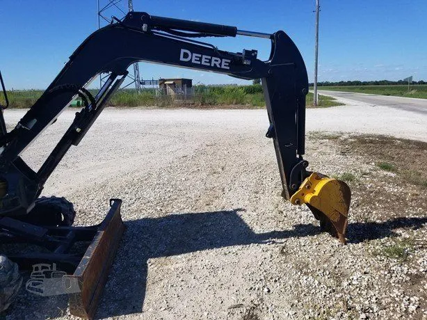 2015 John Deere 35G Excavators for sale in Avon, IL - listing photo 5 of 8