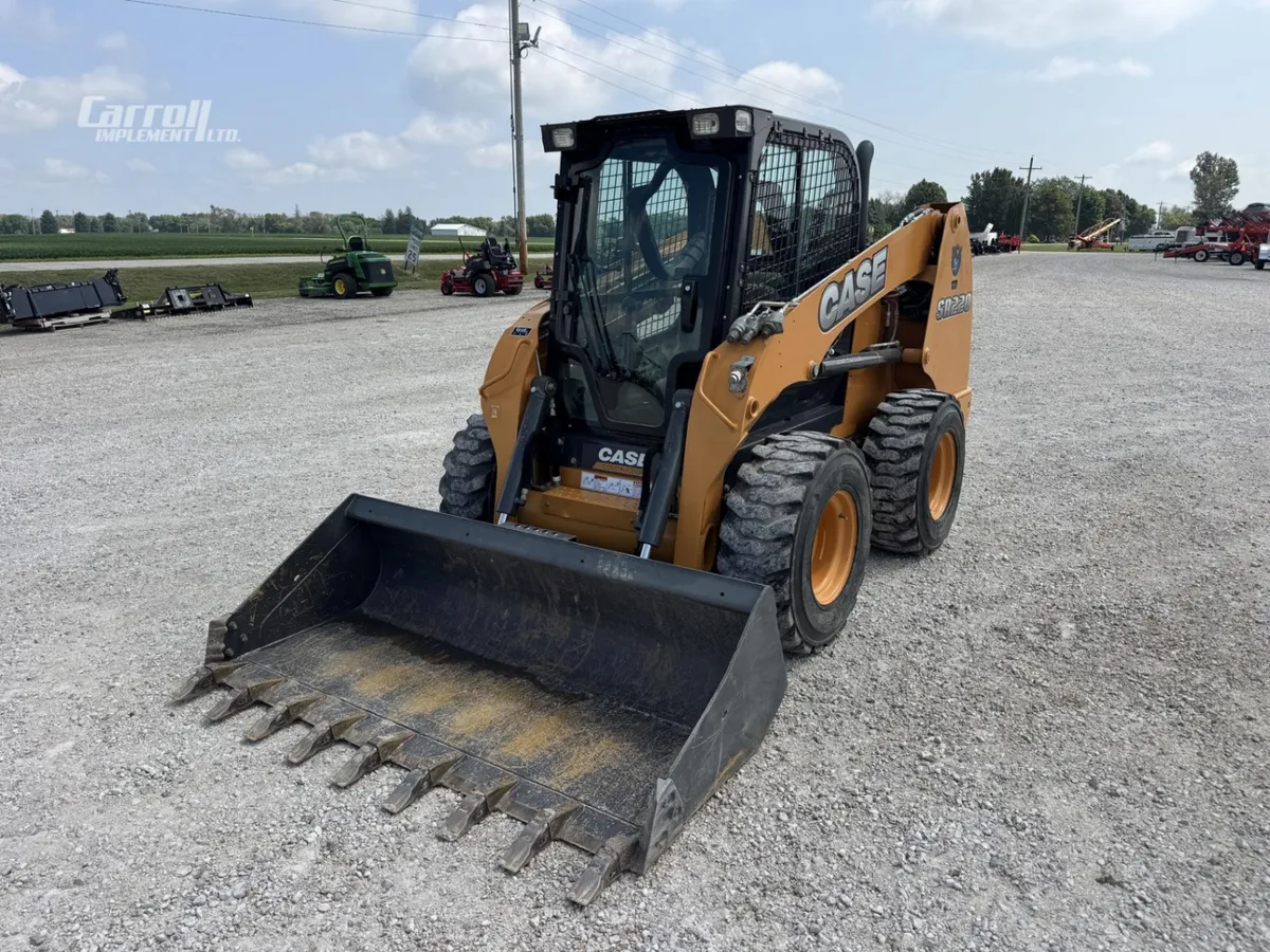 2014 CASE SR220 Skid Steer Loaders for sale in Lu Verne, IA - listing photo 2 of 21
