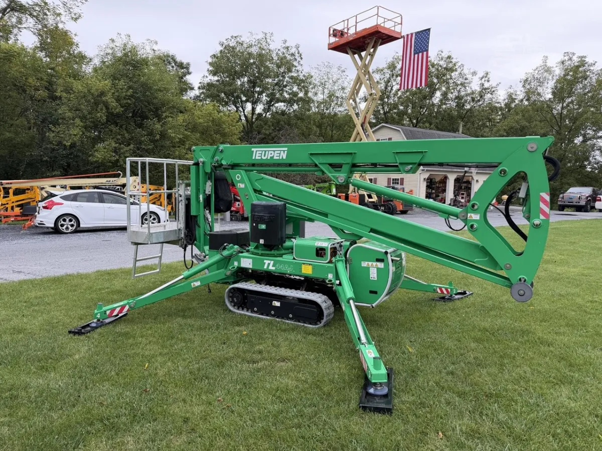 2018 Teupen TL44AJ Articulating Boom Lift Knuckle for sale in Annville, PA - listing photo 4 of 10