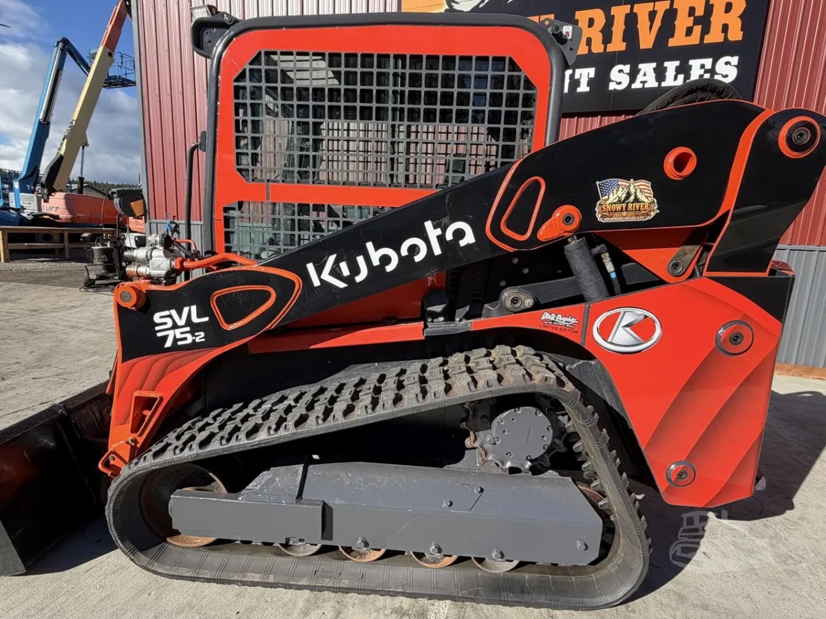 2022 Kubota SVL75-2 Track Loaders for sale in Cle Elum, WA - listing photo 8 of 10