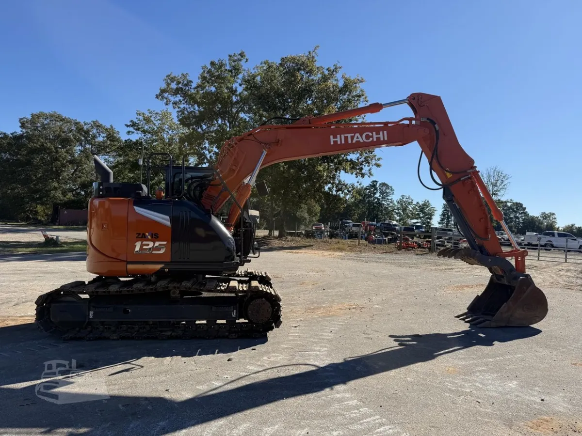 2024 Hitachi ZX135US-7H Excavators for sale in Eatonton, GA - listing photo 4 of 10