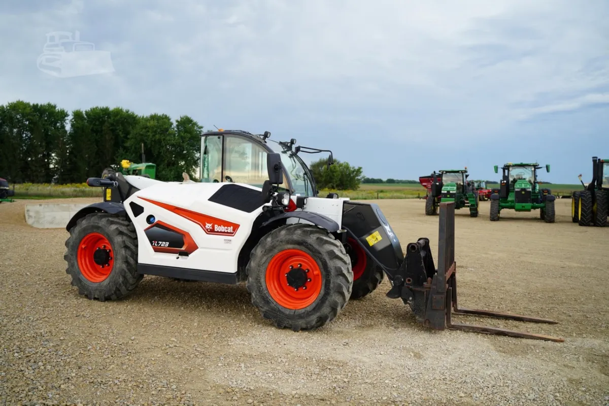 2023 Bobcat TL723 Telehandlers Forklifts for sale in Riceville, IA - listing photo 2 of 48