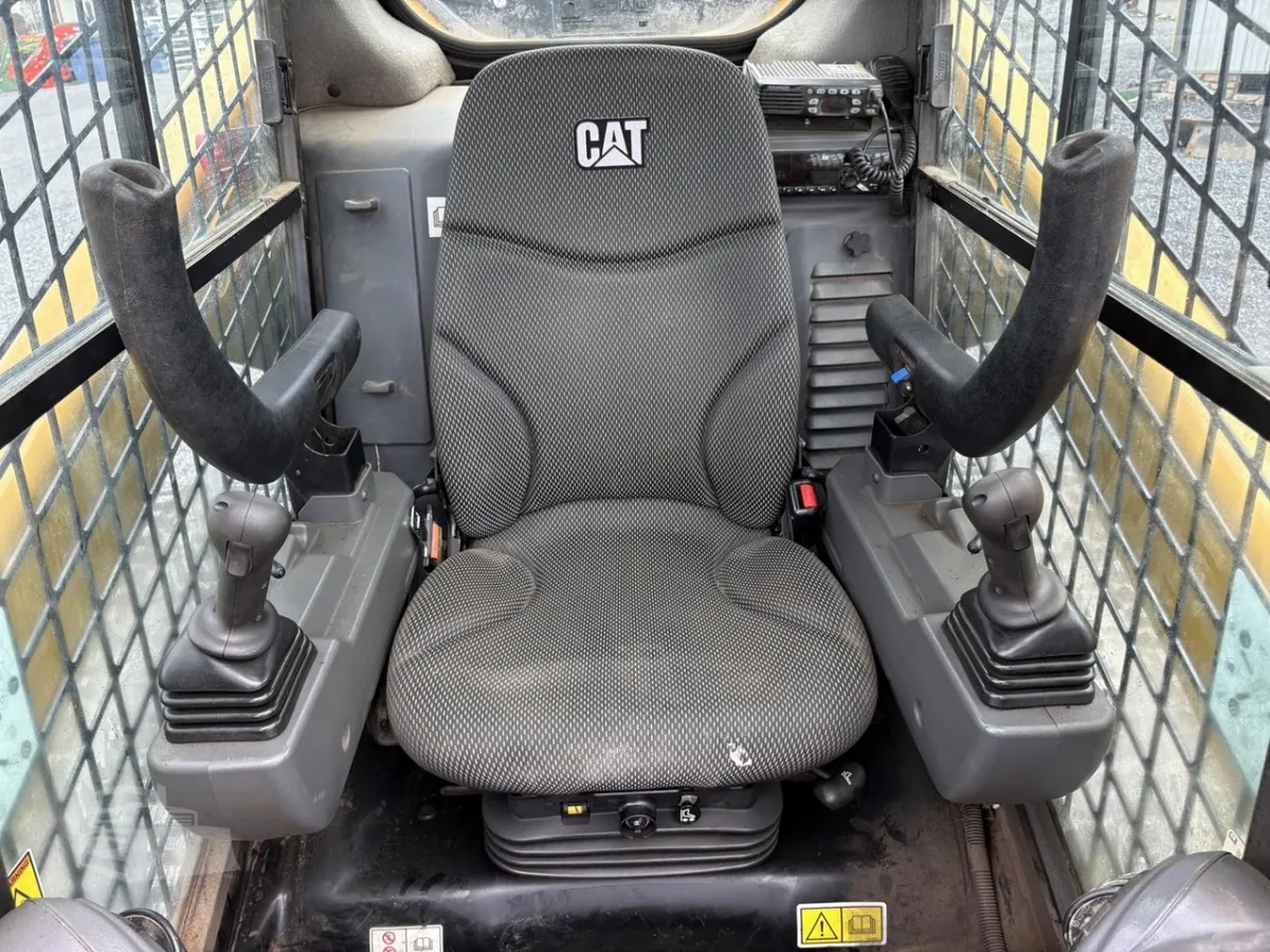 2020 Caterpillar 299D3 XE Track Loaders for sale in Linville, VA - listing photo 8 of 10
