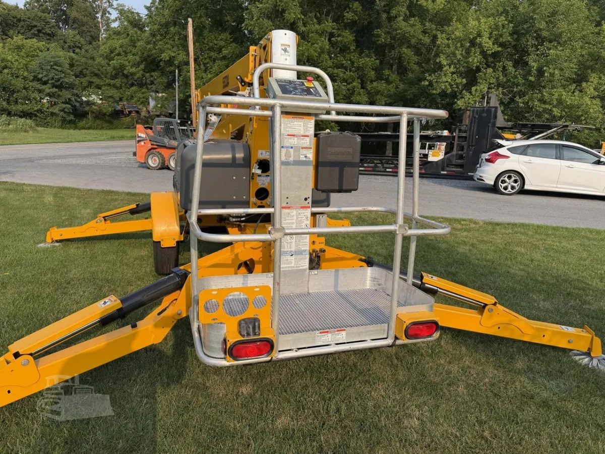 2024 Haulotte 5533A Articulating Boom Lift Knuckle for sale in Annville, PA - listing photo 9 of 10