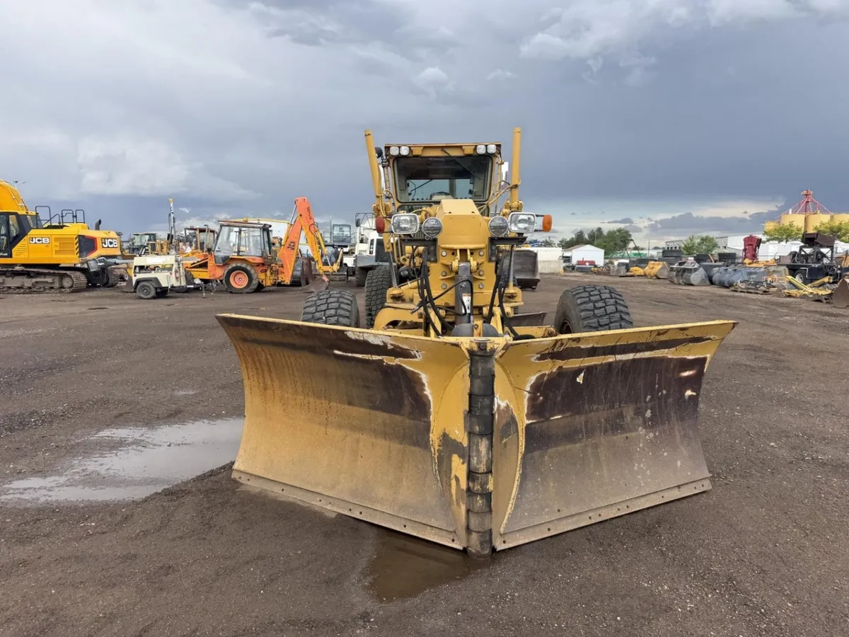 2003 Caterpillar 143H Motor Graders for sale in Brighton, CO - listing photo 8 of 10