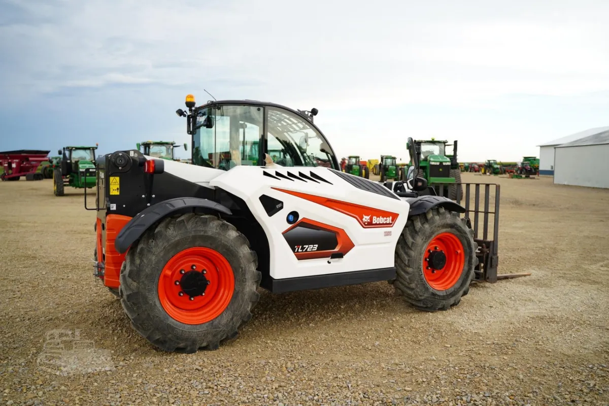 2023 Bobcat TL723 Telehandlers Forklifts for sale in Riceville, IA - listing photo 3 of 48