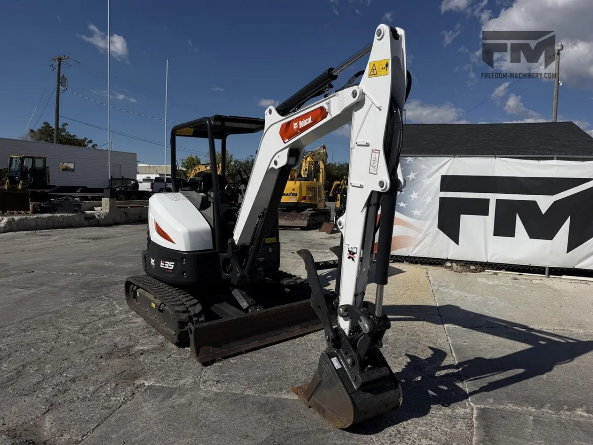 2025 Bobcat E35R2 Excavators for sale in Midvale, UT - listing photo 4 of 10