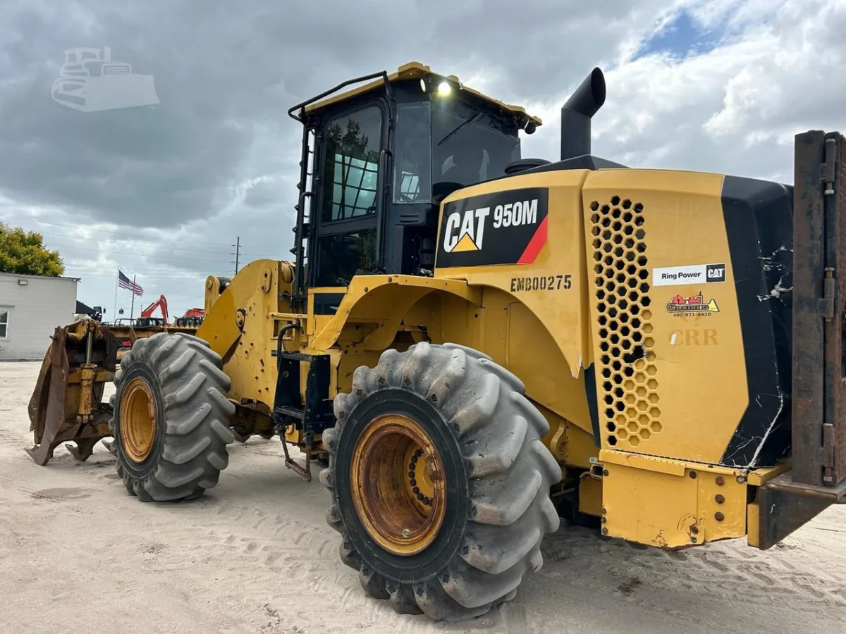 2015 Caterpillar 950M Wheel Loaders for sale in Plant City, FL - listing photo 9 of 10
