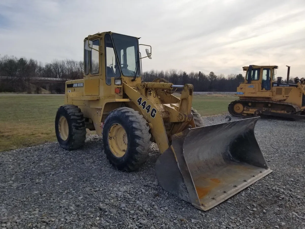 1994 John Deere 444G Wheel Loaders for sale in Benton, IL - listing photo 4 of 8