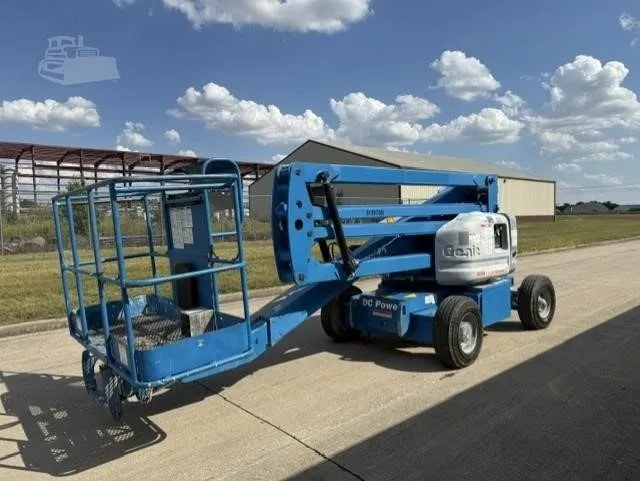 2015 Genie Z45/25DC Articulating Boom Lift Knuckle for sale in Newton, IL - listing photo 5 of 8