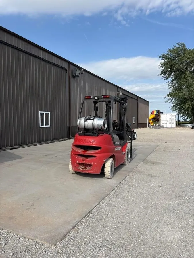 2020 Manitou MI25G Industrial Forklift Counterbalance for sale in Mount Ayr, IA - listing photo 3 of 6