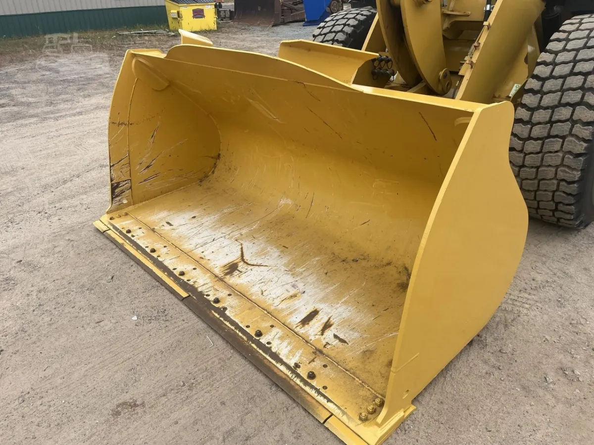 2017 Caterpillar 938M Wheel Loaders for sale in Holcombe, WI - listing photo 5 of 10