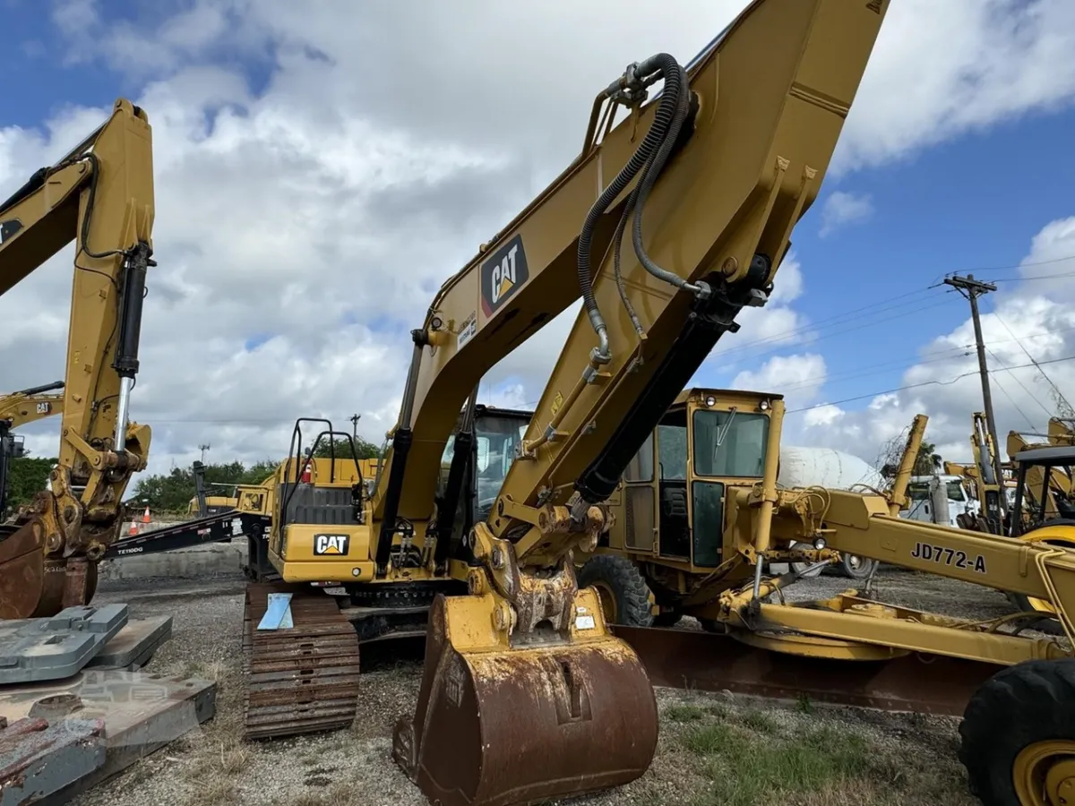 2019 Caterpillar 320 Excavators for sale in Hidalgo, TX - listing photo 3 of 10
