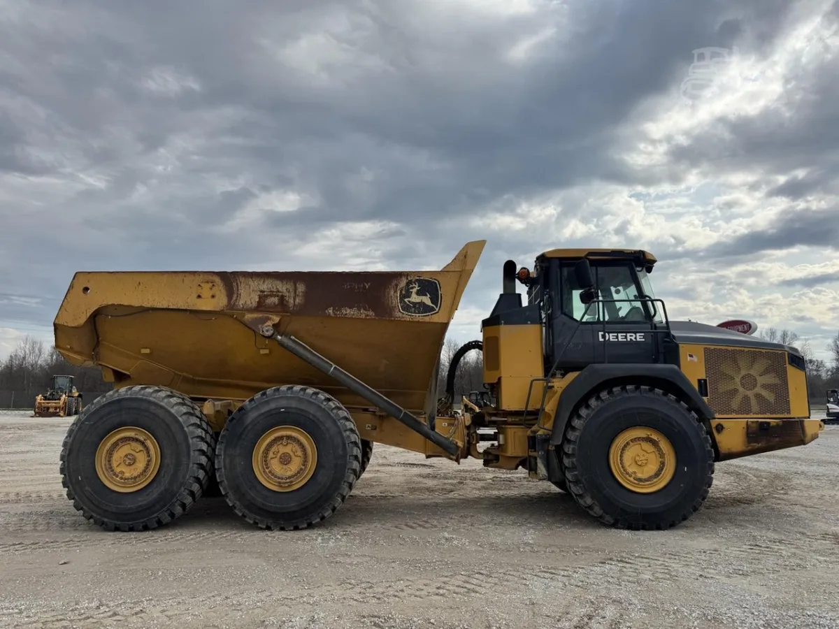 2021 John Deere 460E Dumpers Haulers for sale in Jackson, TN - listing photo 3 of 12