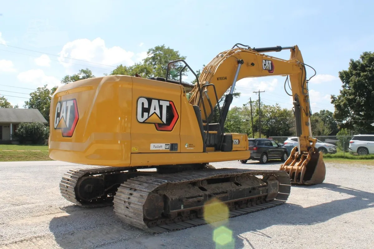 2021 Caterpillar 320 Excavators for sale in Pleasureville, KY - listing photo 3 of 10