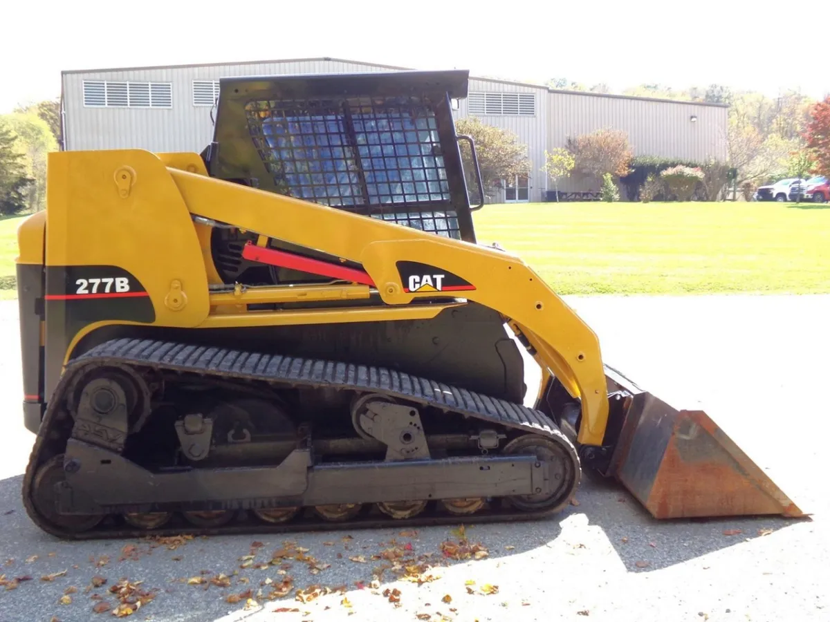 2006 Caterpillar 277B Track Loaders for sale in Pearisburg, VA - listing photo 2 of 8