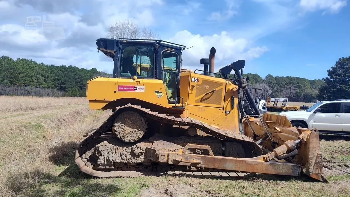 2021 Caterpillar D6 LGP Dozers for sale in Andrews, SC - listing photo 2 of 10