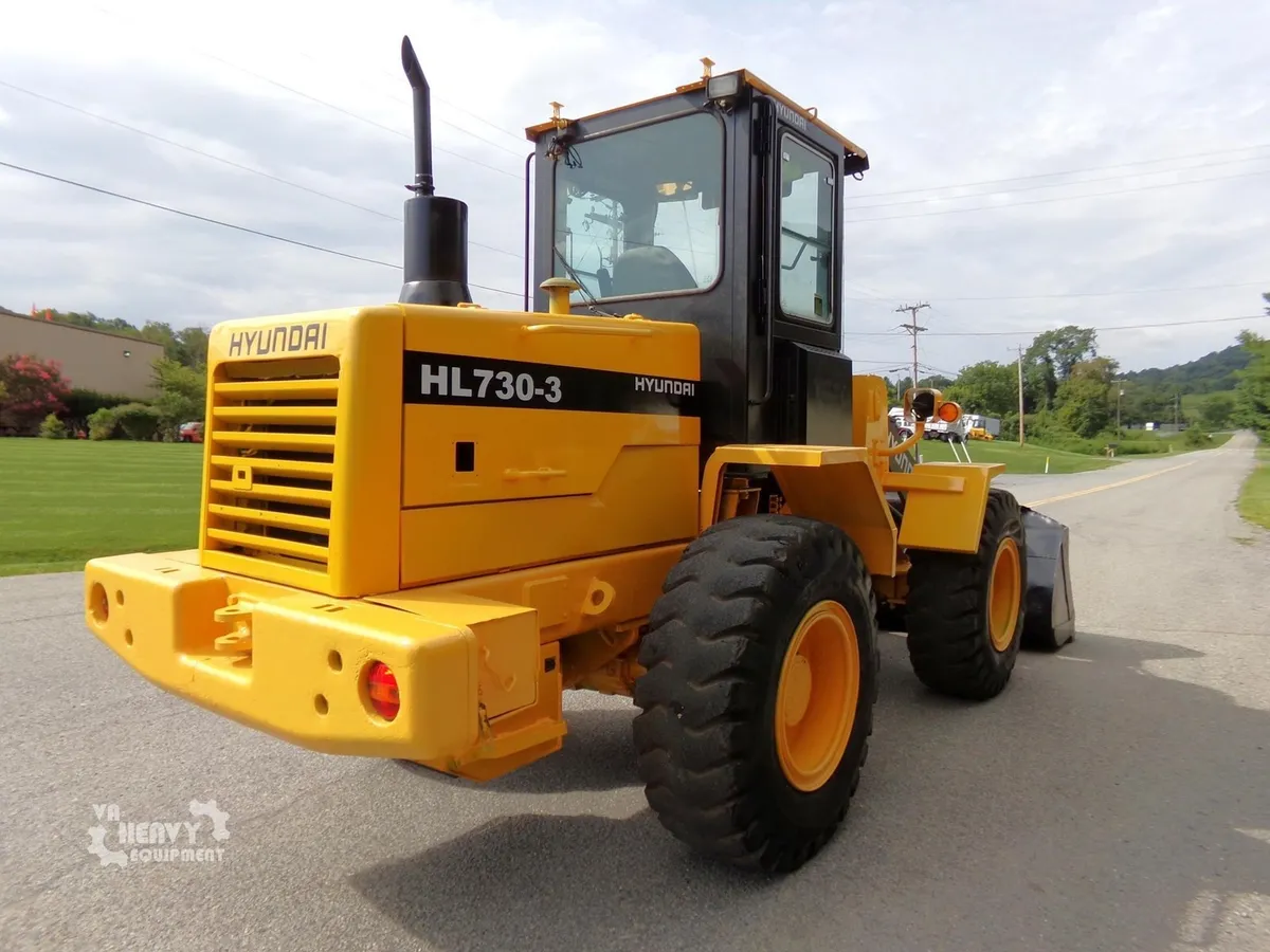 1999 Hyundai HL730-3 Wheel Loaders for sale in Pearisburg, VA - listing photo 8 of 10