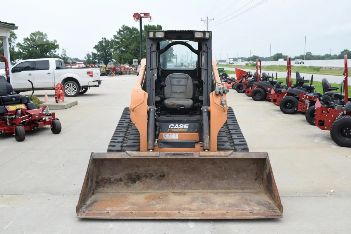 2018 CASE TV380 Track Loaders for sale in Kingdom City, MO - listing photo 8 of 8