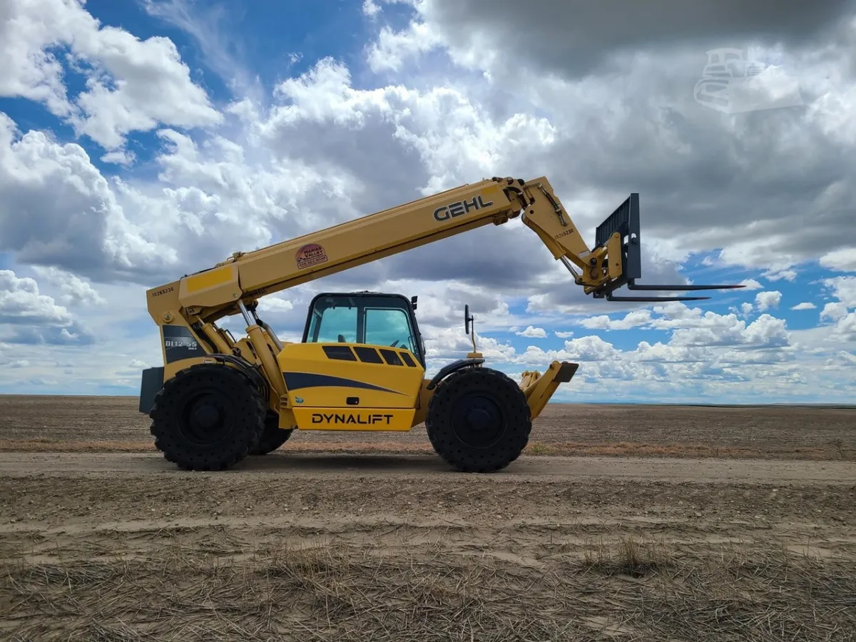 2018 Gehl DL12-55 Telehandler Telescopic Forklift for sale in Loma, MT - listing photo 3 of 10