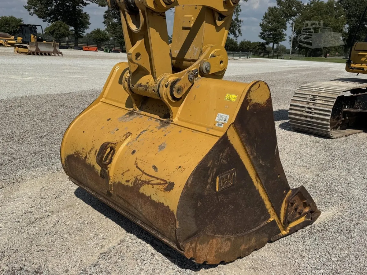2024 Caterpillar 340 Excavators for sale in Jackson, TN - listing photo 9 of 10