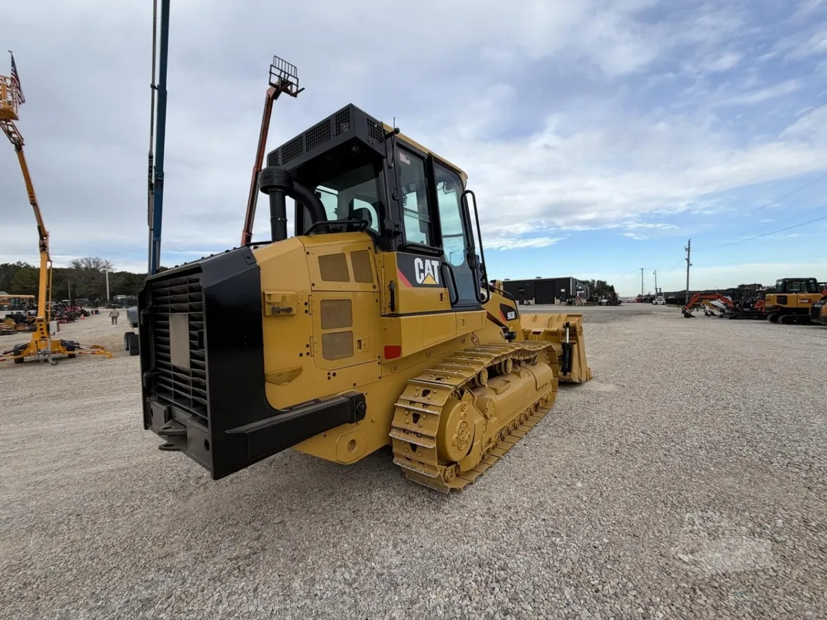2015 Caterpillar 963K Track Loaders for sale in Strafford, MO - listing photo 4 of 10