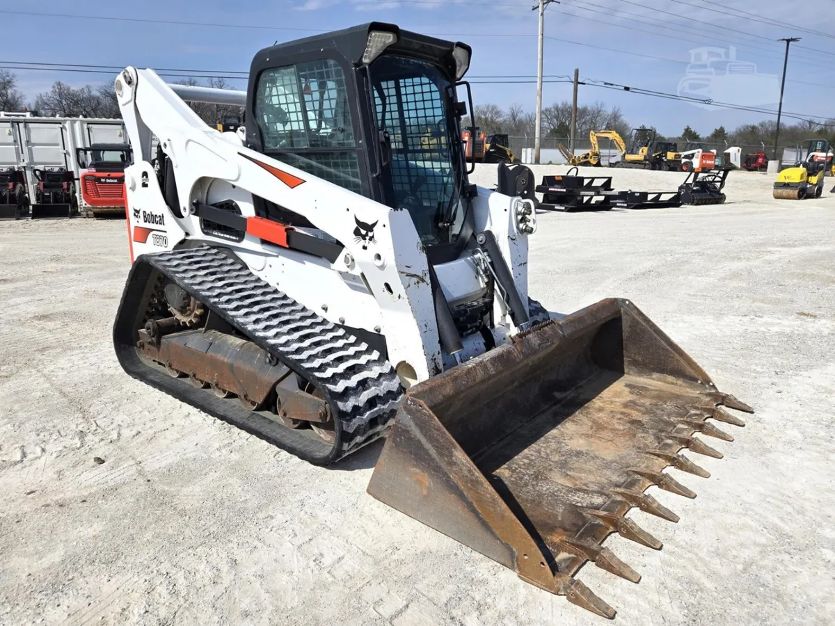 2022 Bobcat T870 Track Loaders for sale in Wright City, MO - listing photo 5 of 8