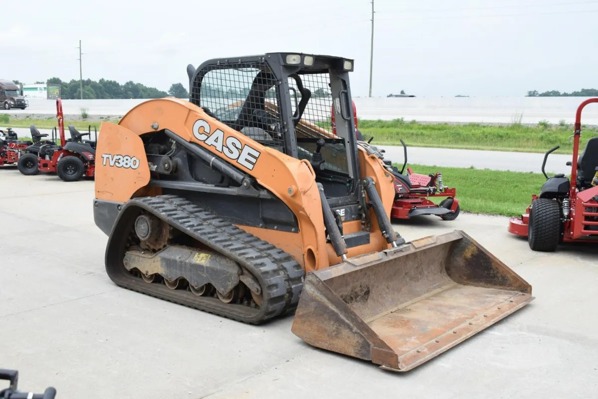 2018 CASE TV380 Track Loaders for sale in Kingdom City, MO - listing photo 7 of 8