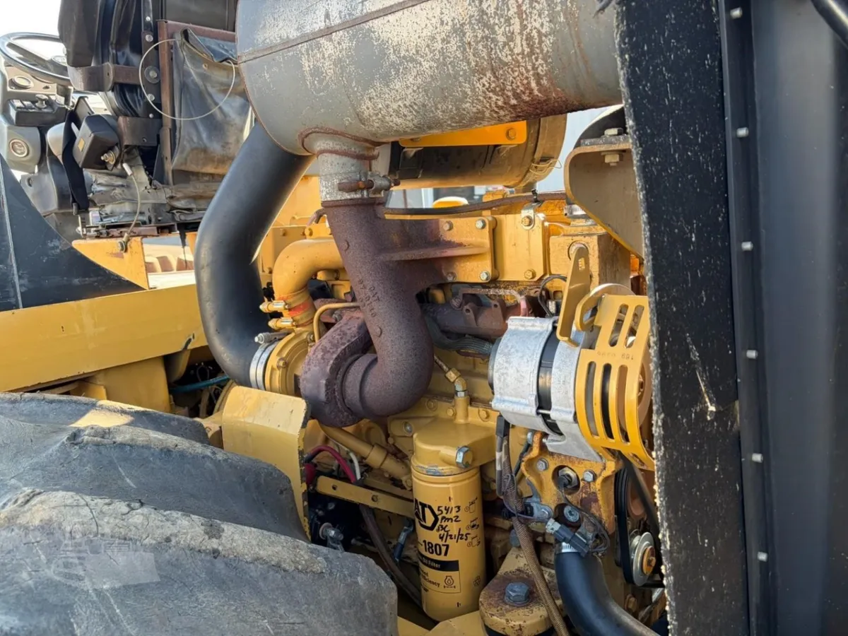 2001 Caterpillar CP-563D Padfoot Trench Compaction for sale in Galt, CA - listing photo 5 of 8