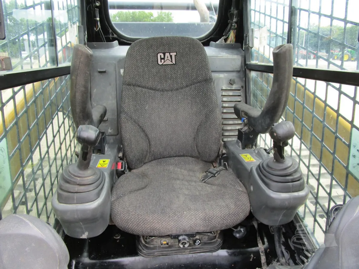 2016 Caterpillar 299D2 Track Loaders for sale in St Joseph, MO - listing photo 3 of 6
