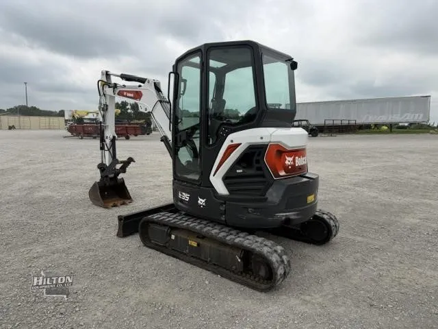 2022 Bobcat E35 Excavators for sale in Gallatin, MO - listing photo 3 of 8