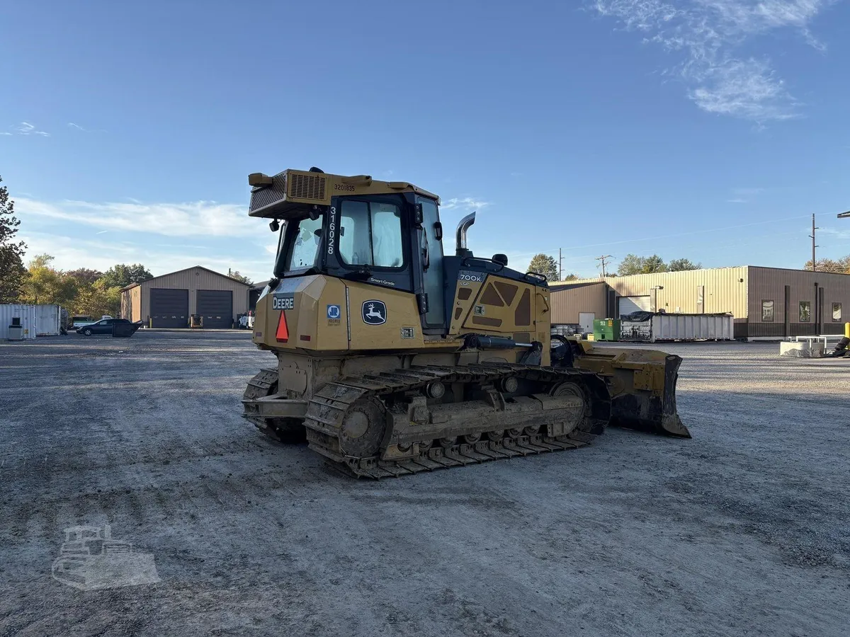 2017 John Deere 700K LGP Dozers for sale in Fairfield, IL - listing photo 5 of 8