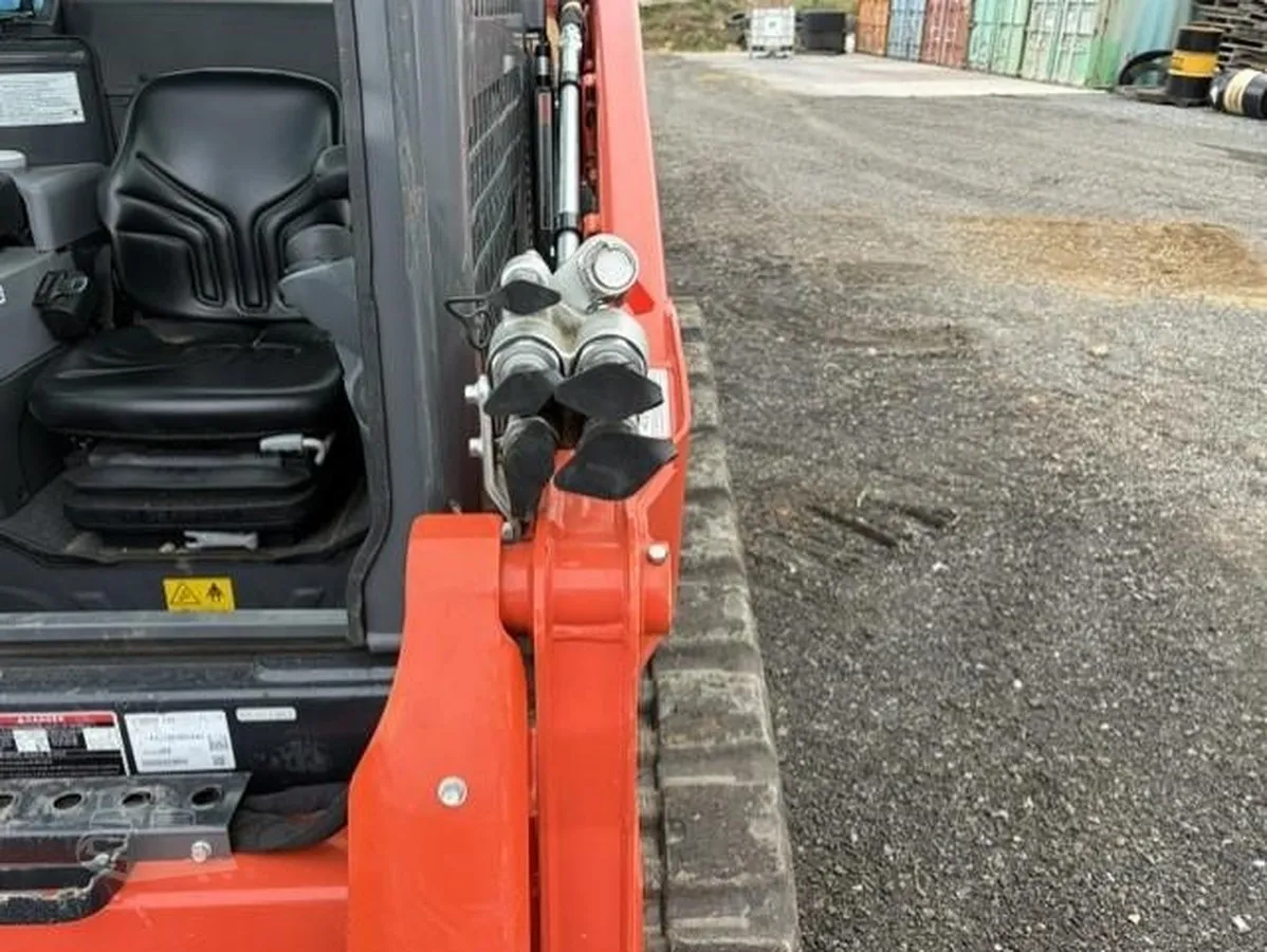 2025 Kubota SVL65-2 Track Loaders for sale in Boonsboro, MD - listing photo 9 of 10