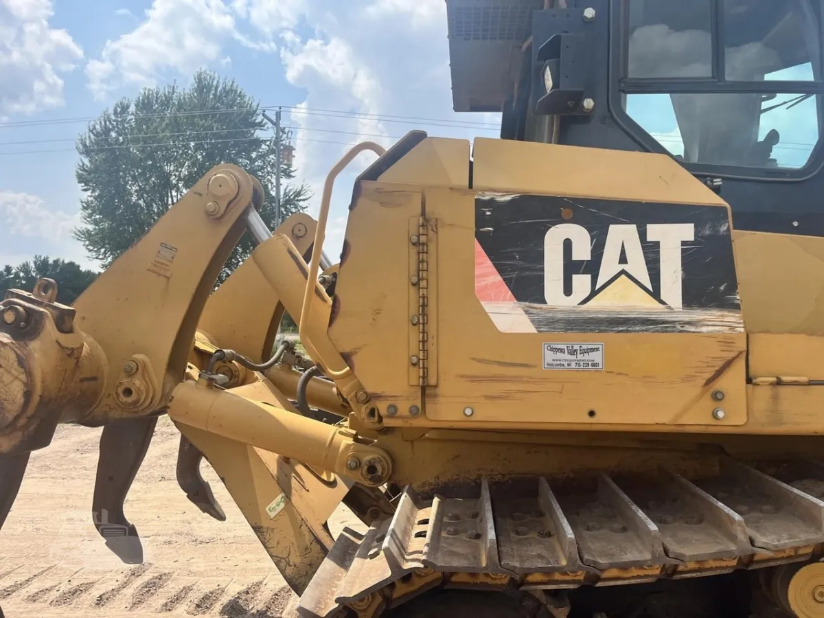 2011 Caterpillar D7E Dozers for sale in Holcombe, WI - listing photo 6 of 10