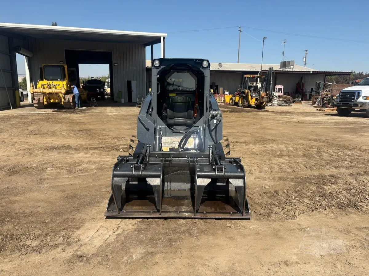 2019 John Deere 312GR Skid Steer Loaders for sale in Galt, CA - listing photo 3 of 8