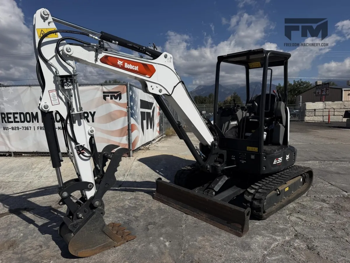 2025 Bobcat E35R2 Excavators for sale in Midvale, UT - listing photo 2 of 10