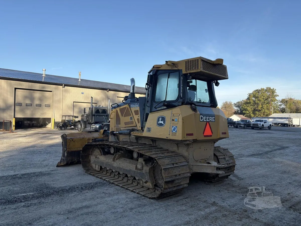 2017 John Deere 700K LGP Dozers for sale in Fairfield, IL - listing photo 3 of 8