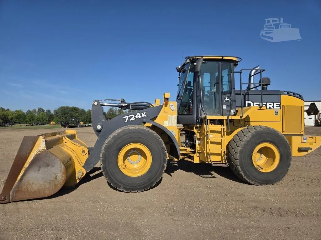 2019 John Deere 724K Wheel Loaders for sale in Henning, MN - listing photo 2 of 10