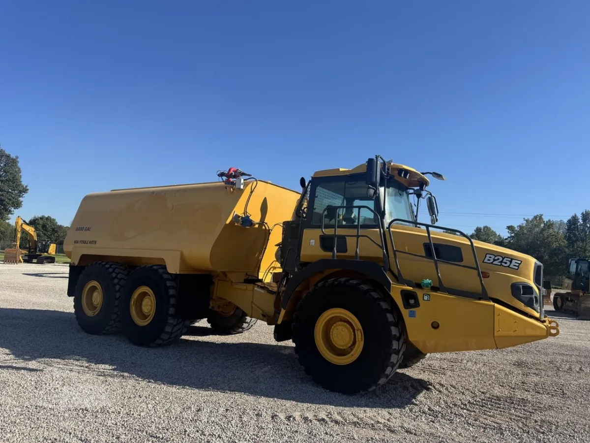 2020 Bell B25E Dumpers Haulers for sale in Jackson, TN - listing photo 7 of 12