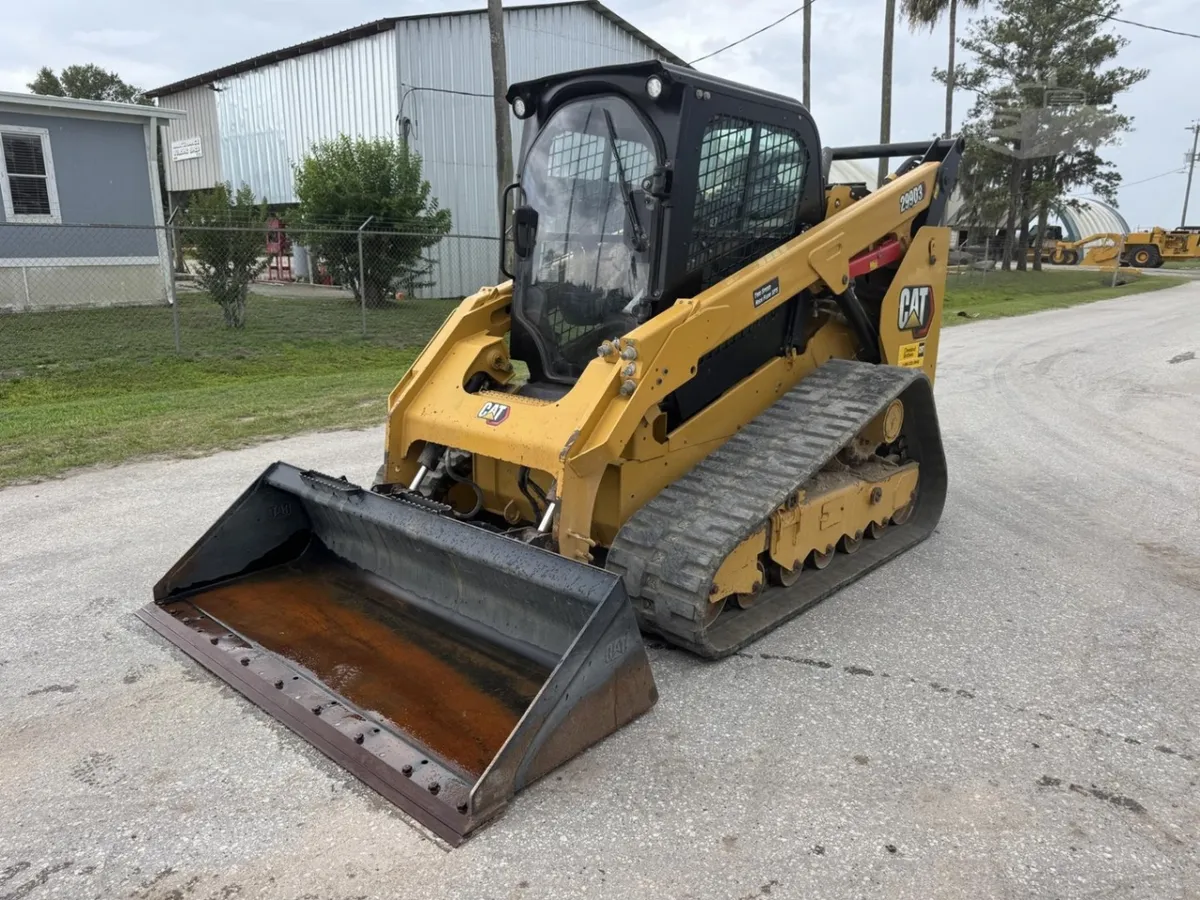 2022 Caterpillar 299D3 Track Loaders for sale in Mulberry, FL - listing photo 2 of 10