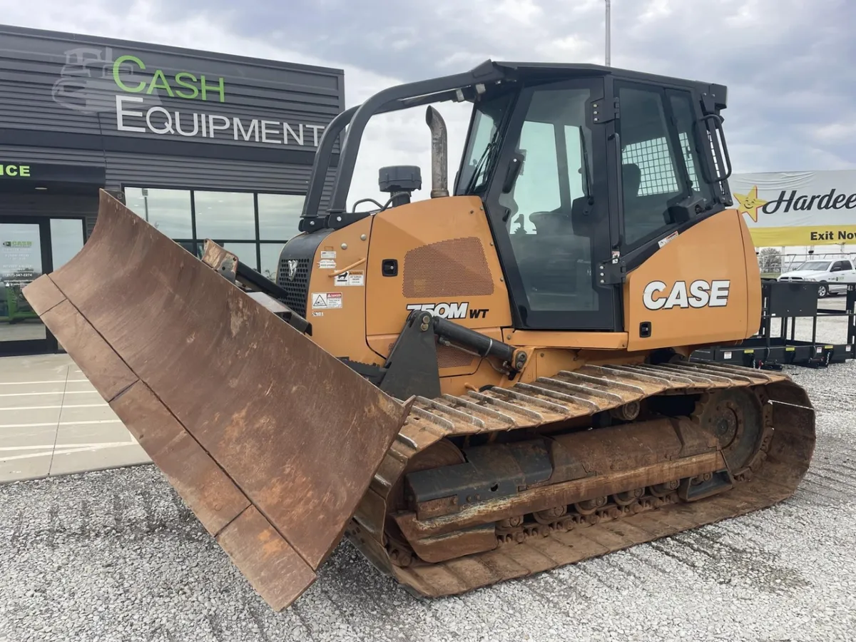 2019 CASE 750M WT Dozers for sale in Clay City, IL - listing photo 5 of 8