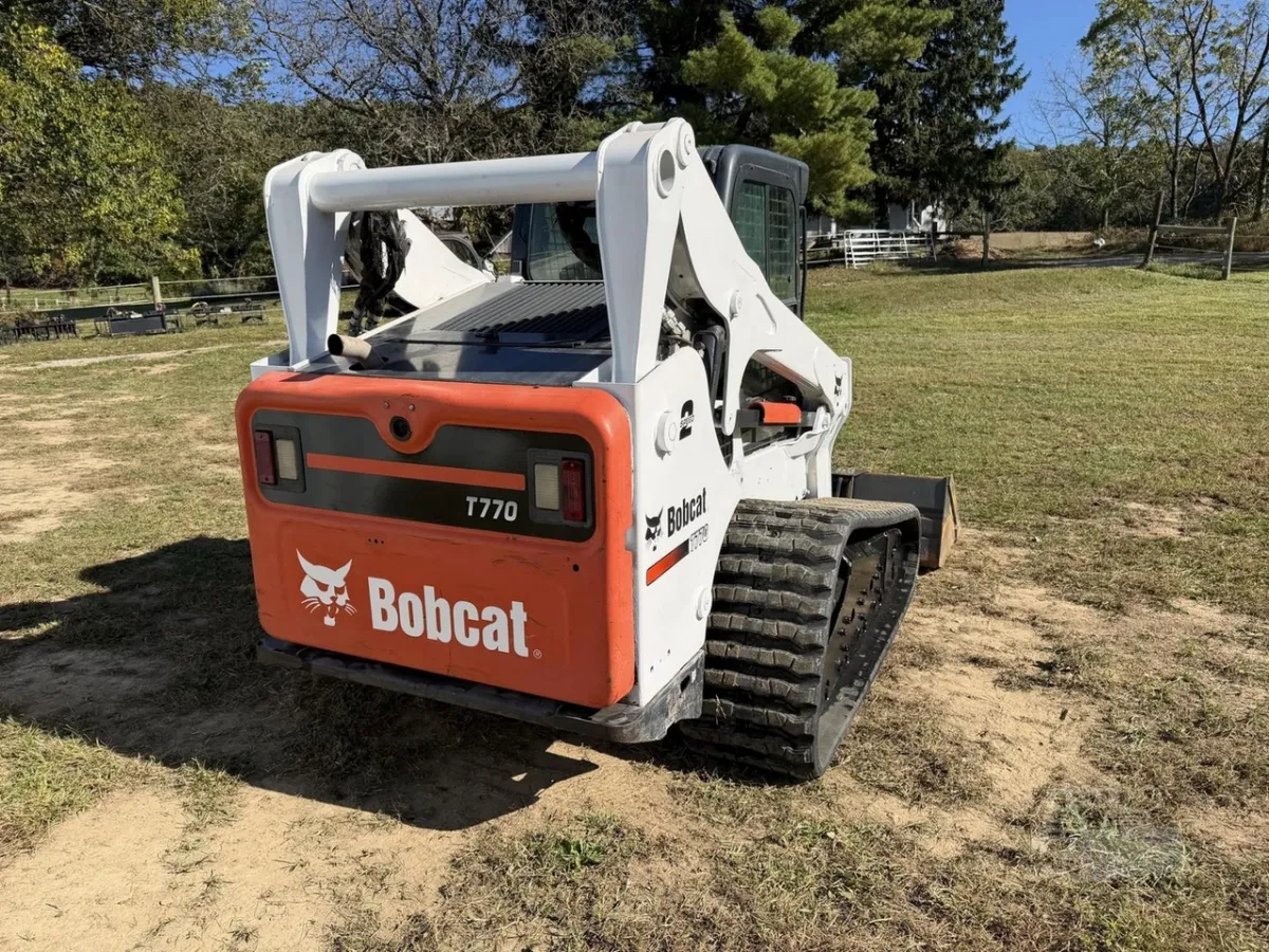 2011 Bobcat T770 Track Loaders for sale in Boonsboro, MD - listing photo 4 of 10