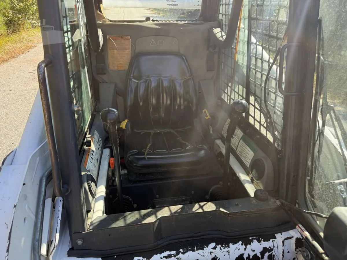 1999 Bobcat 773 Skid Steer Loaders for sale in Pleasant Garden, NC - listing photo 6 of 7